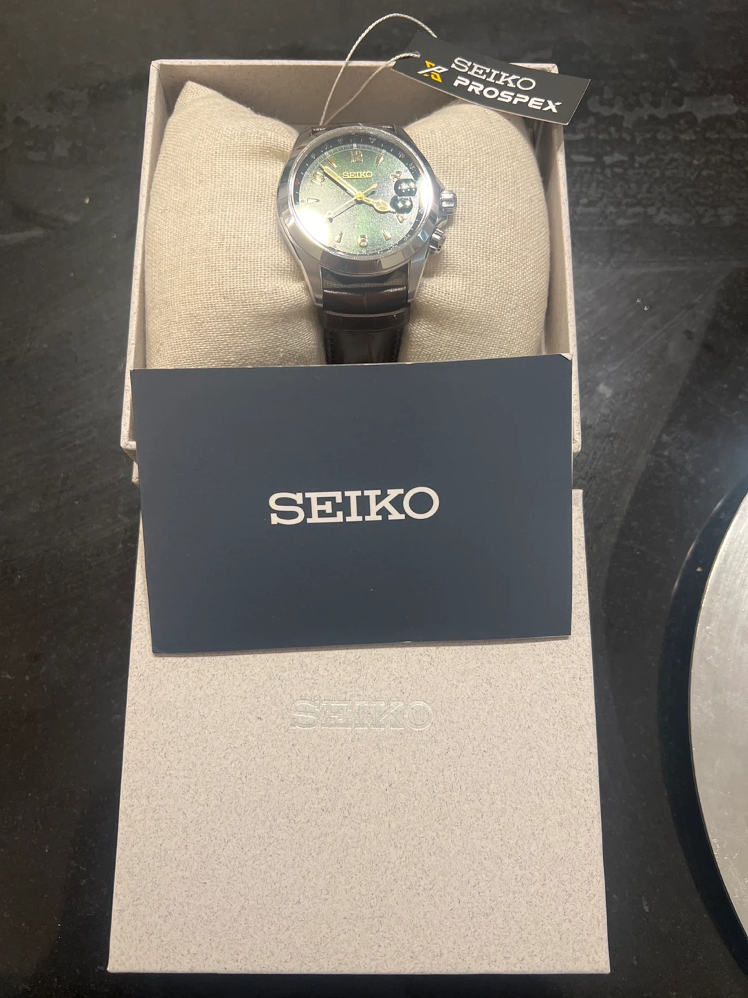 Seiko Prospex Automatic Alpinist Spb121 Green with box & papers - photo 3