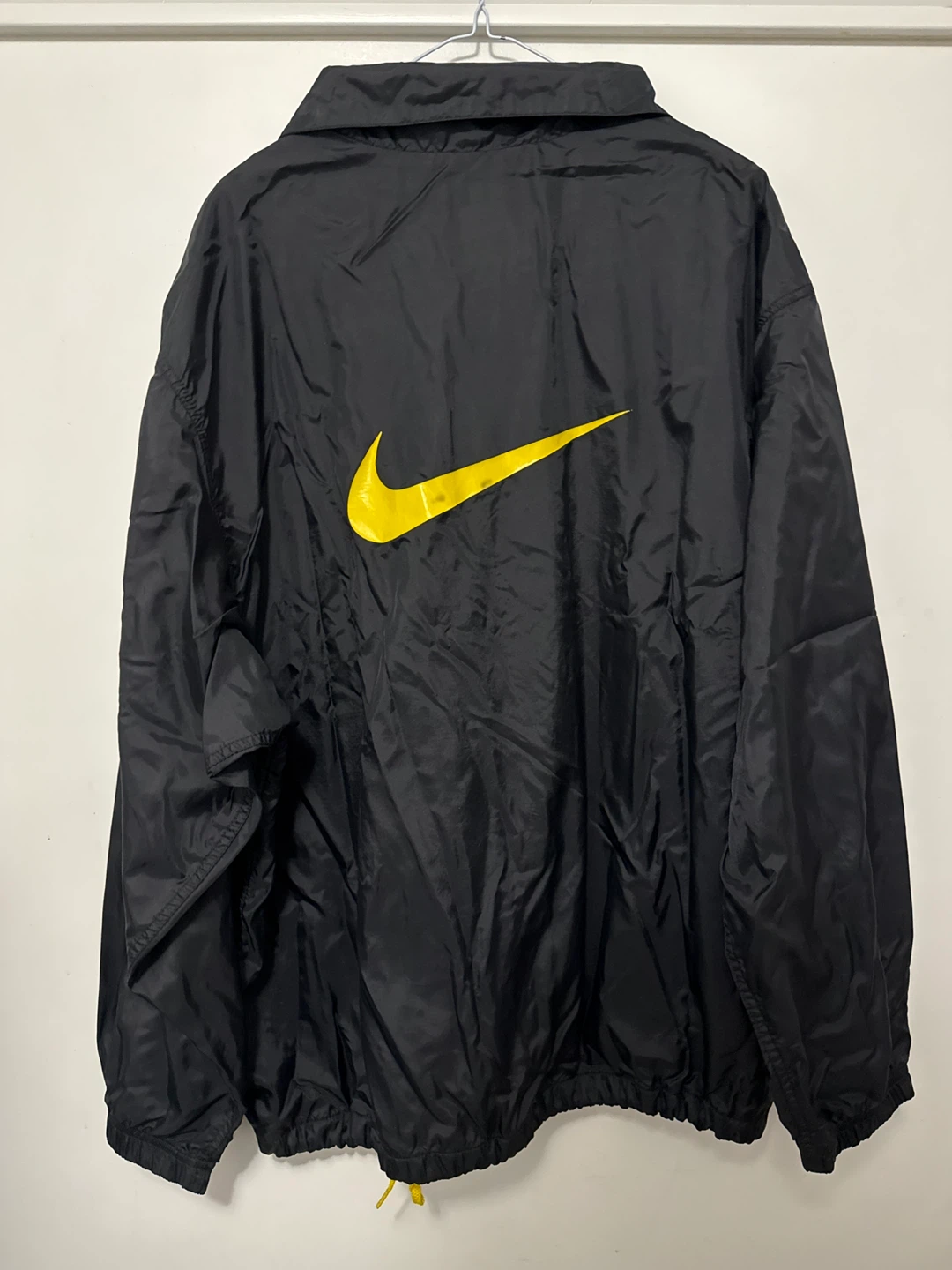 Nike Black Yellow Swoosh Windbreaker Jacket XL - photo 2