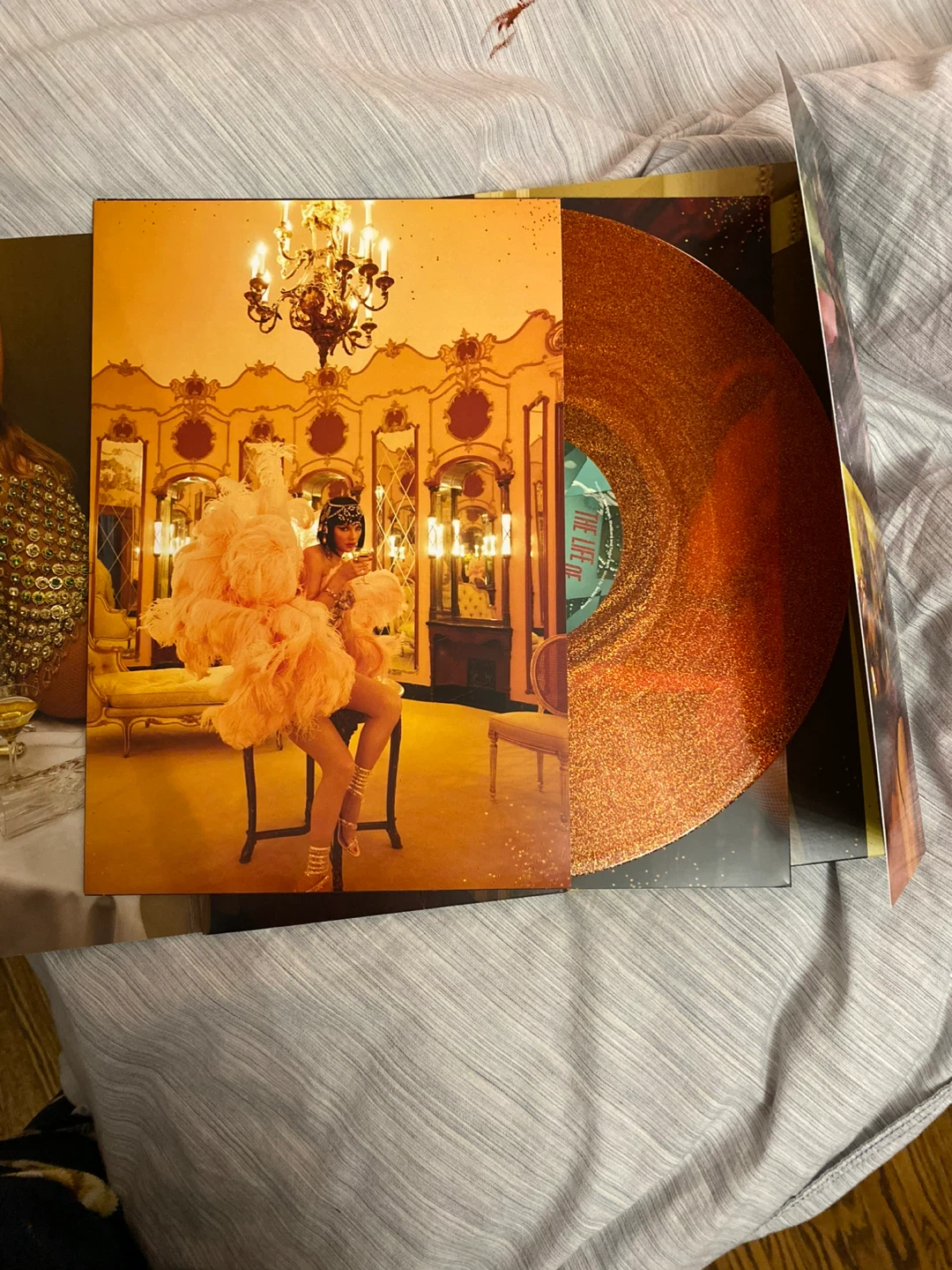 Taylor Swift "The Life of a Showgirl" Vinyl Record - photo 2