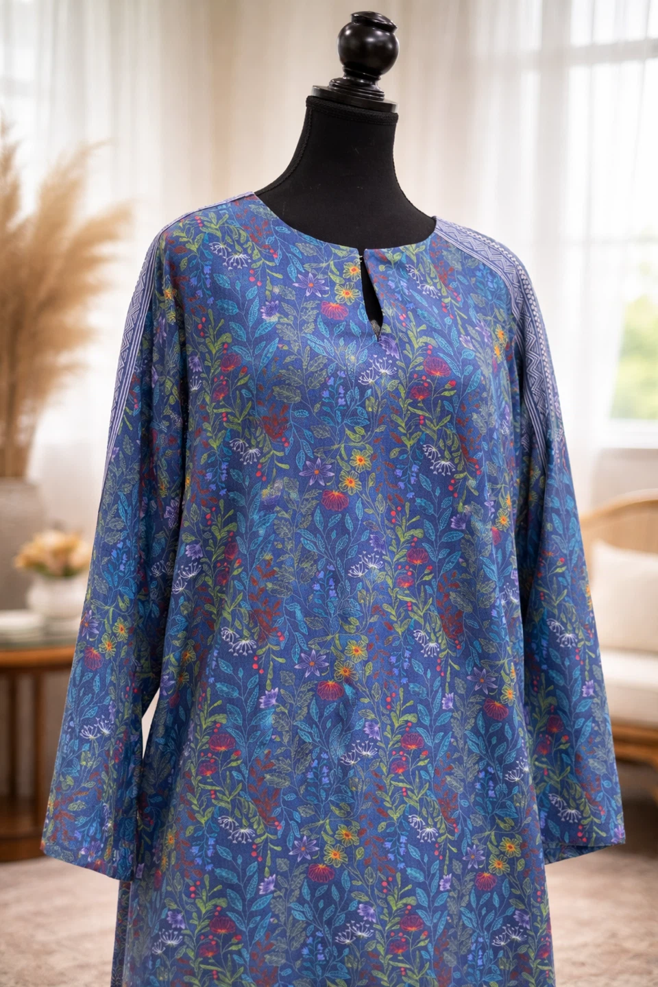 Women’s fashion apparel