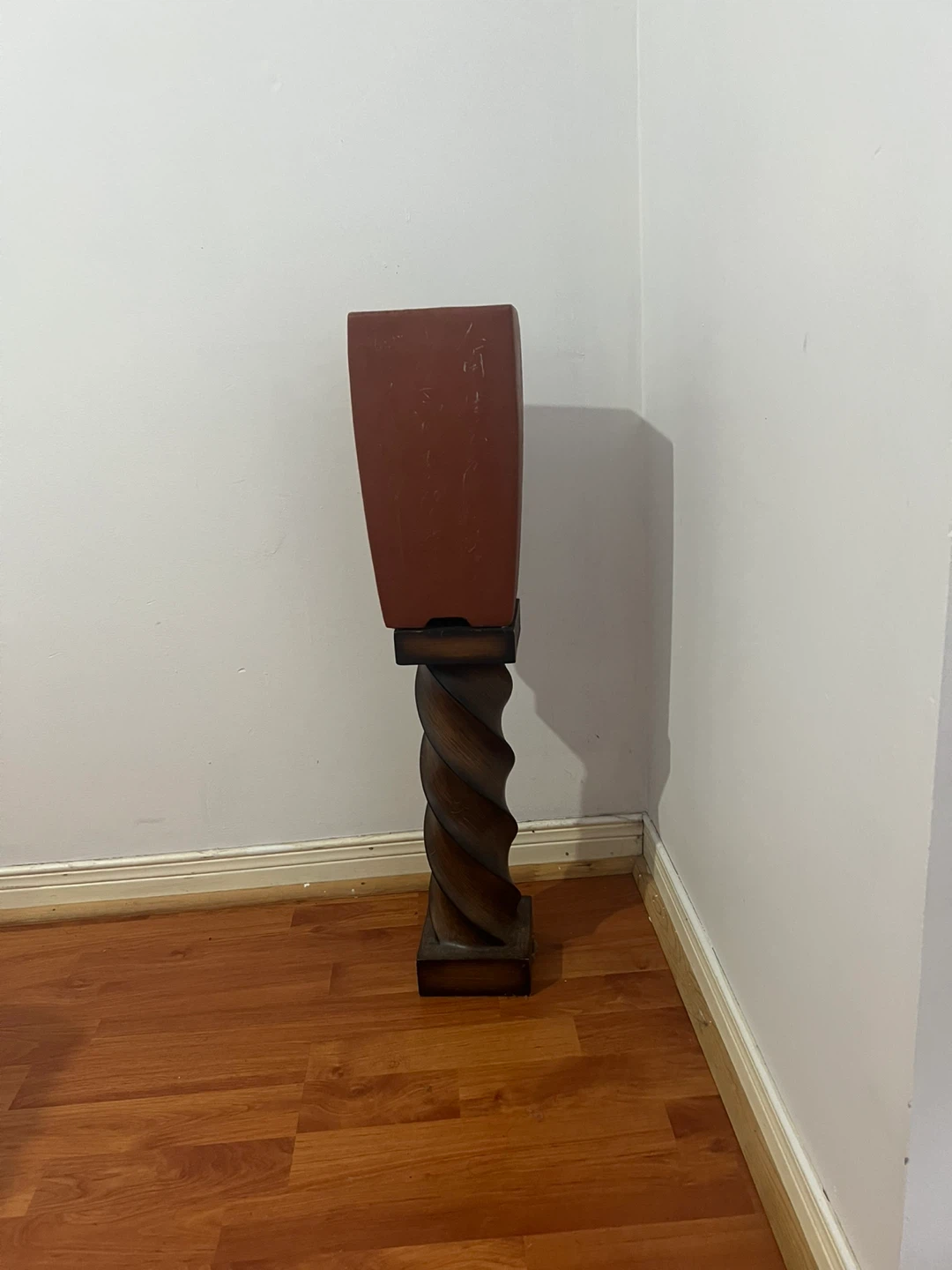 Decorative Plant Stand and Pot