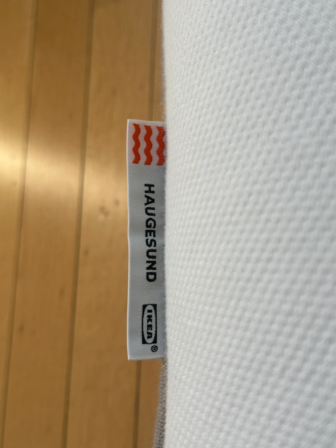 IKEA Single Mattress plus 3 fitted sheets - photo 3