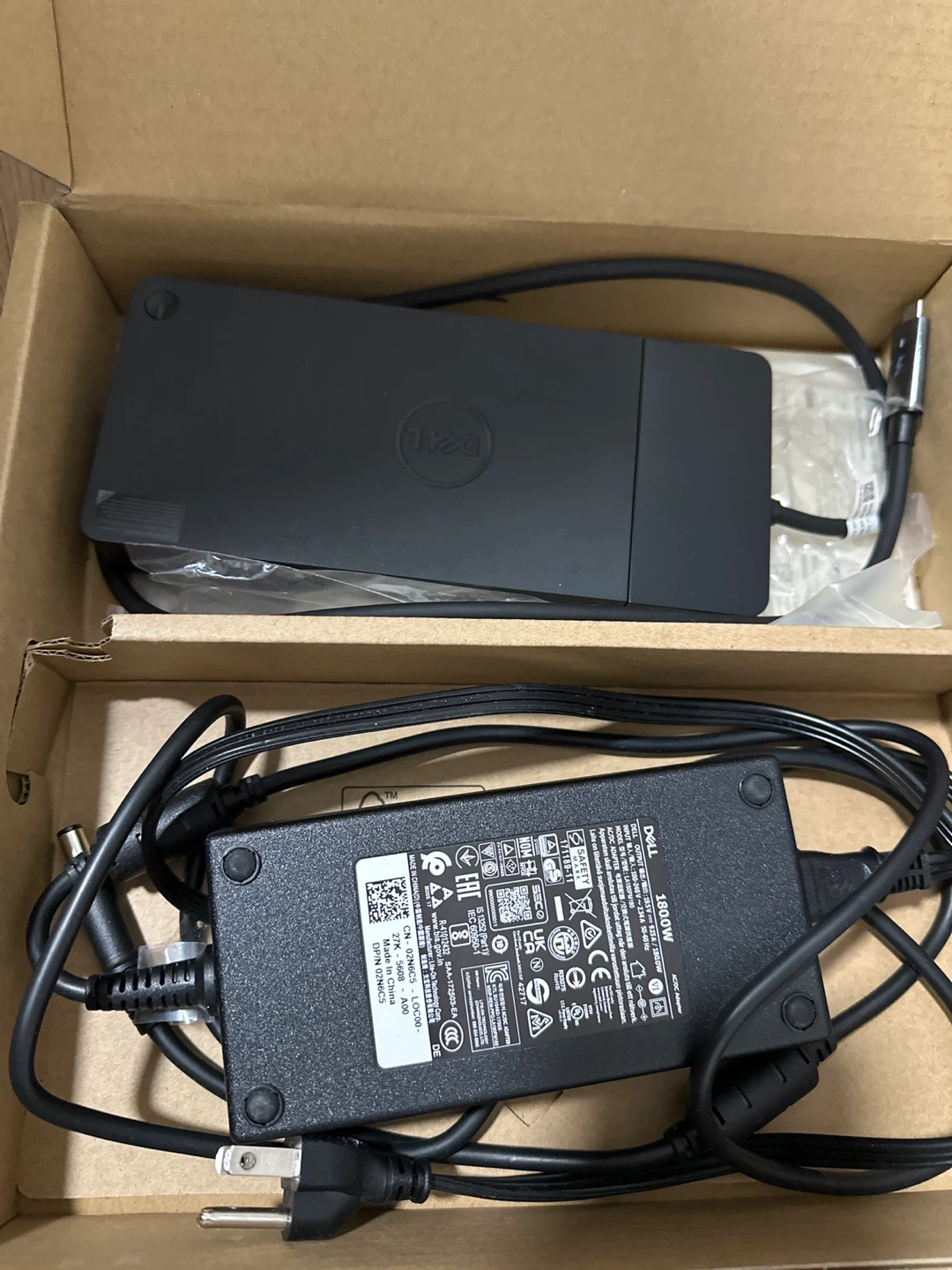 Dell 180W AC Adapter Laptop Charger （docker, docking station)