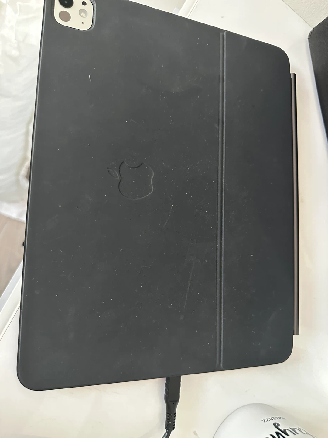 Apple iPad Pro with Magic Keyboard - photo 2