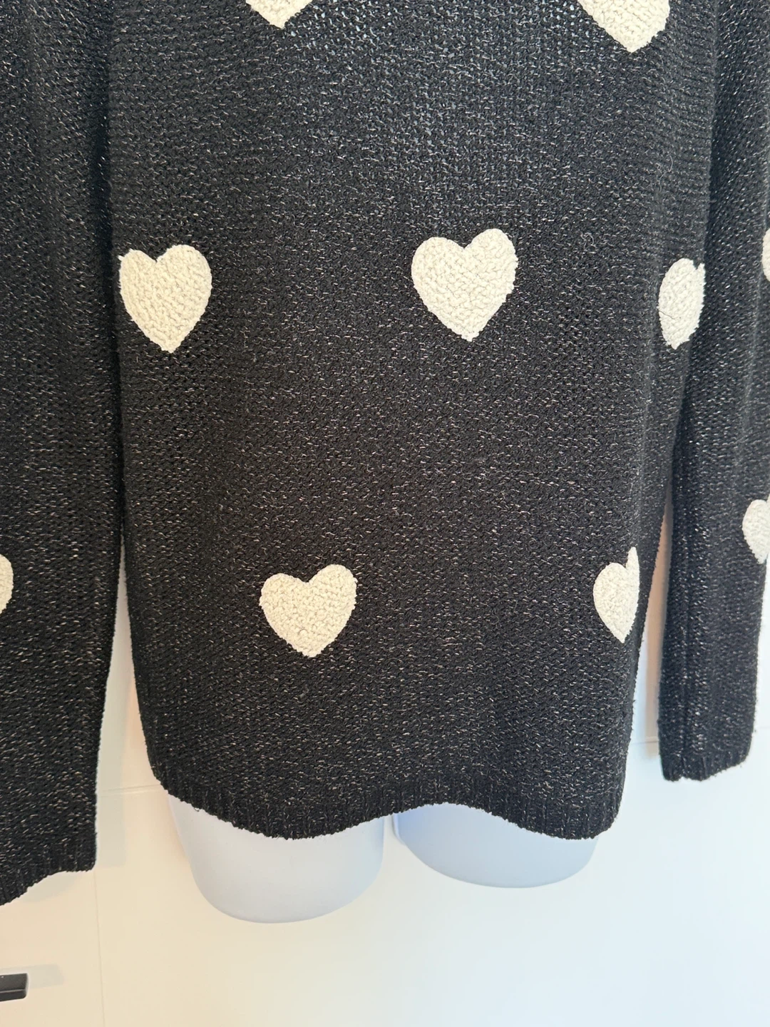 Heart Sweater - photo 3