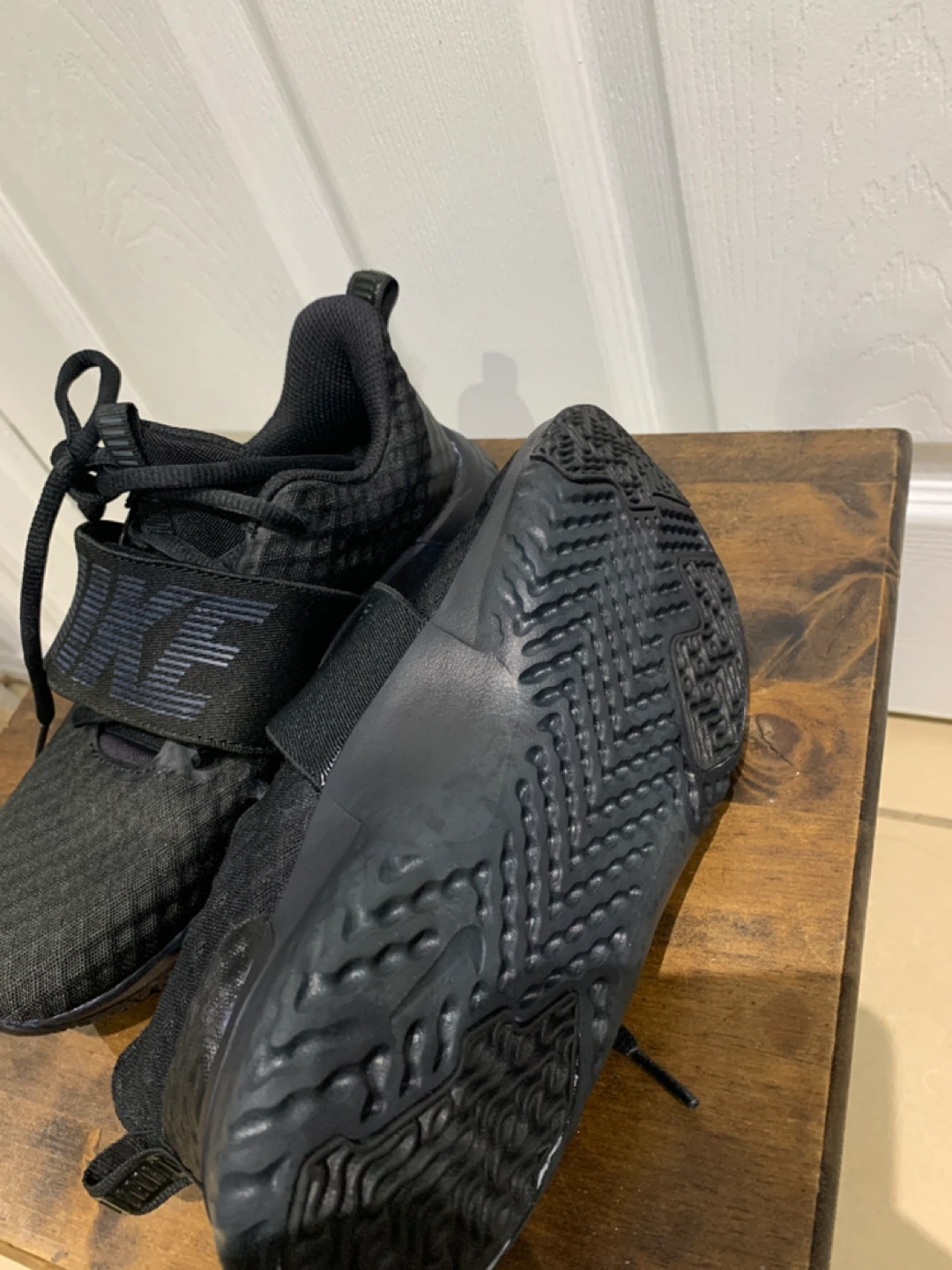 Nike Black Training Shoes - US Size 6 - photo 3