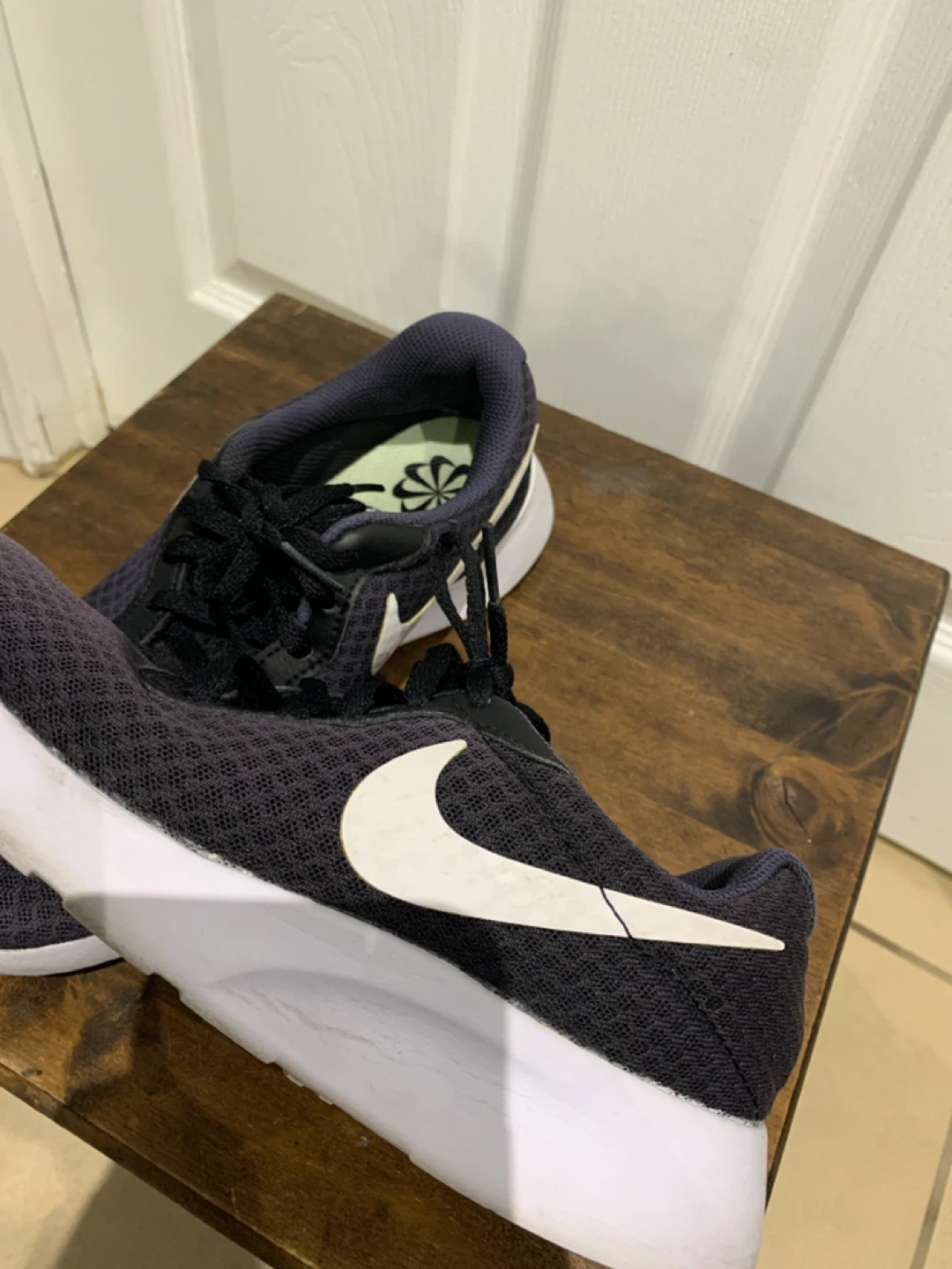 Nike Women's TanJun Running Shoes Black Size 6.5 - photo 2
