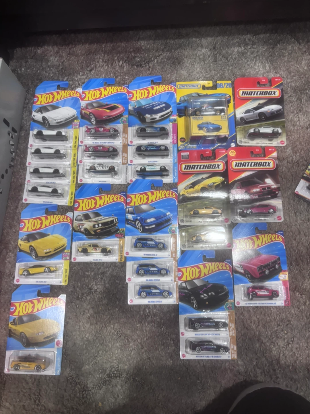 Hot Wheels and Matchbox Die-Cast Cars Collection - photo 2