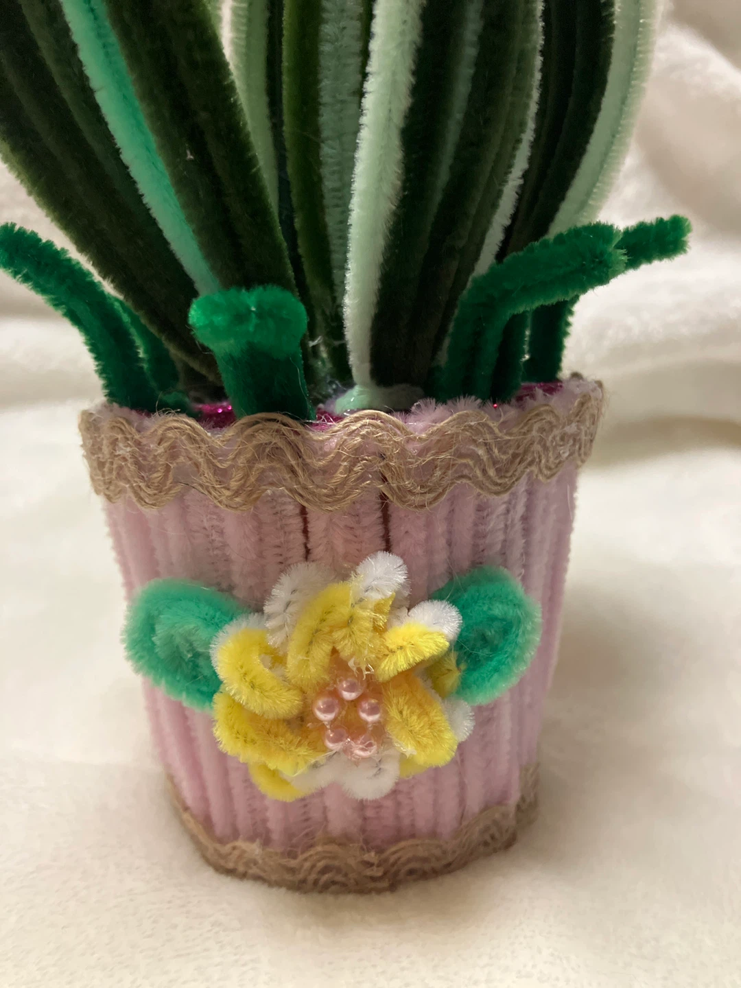 Pink and White Pipe Cleaner Flower in Pot - photo 3