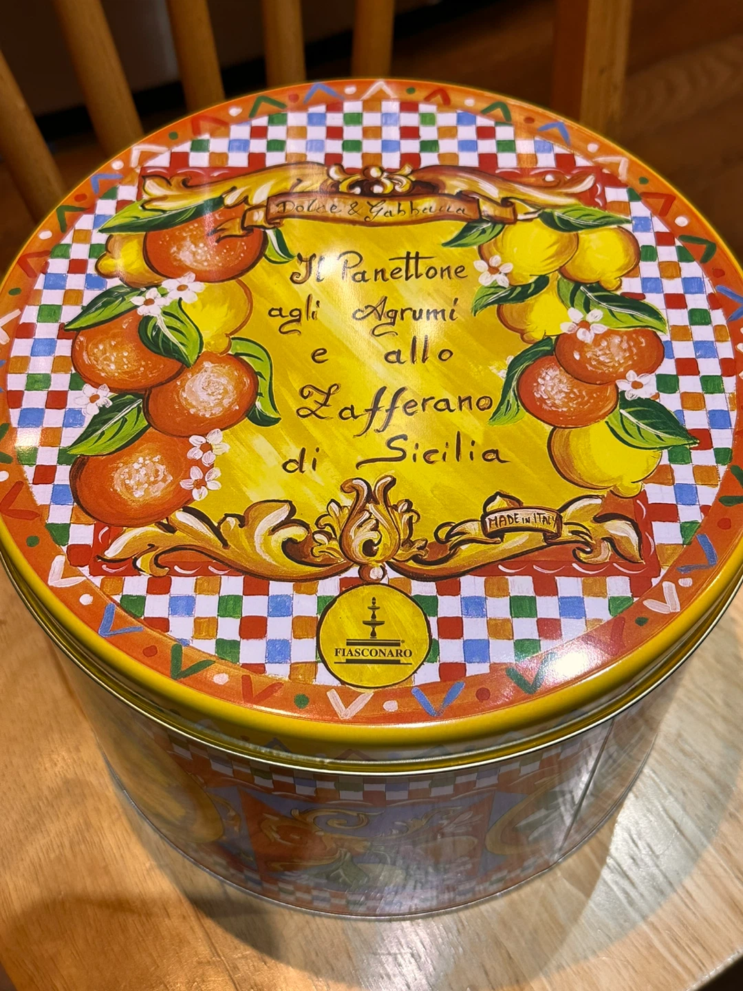 Dolce & Gabbana Panettone tin