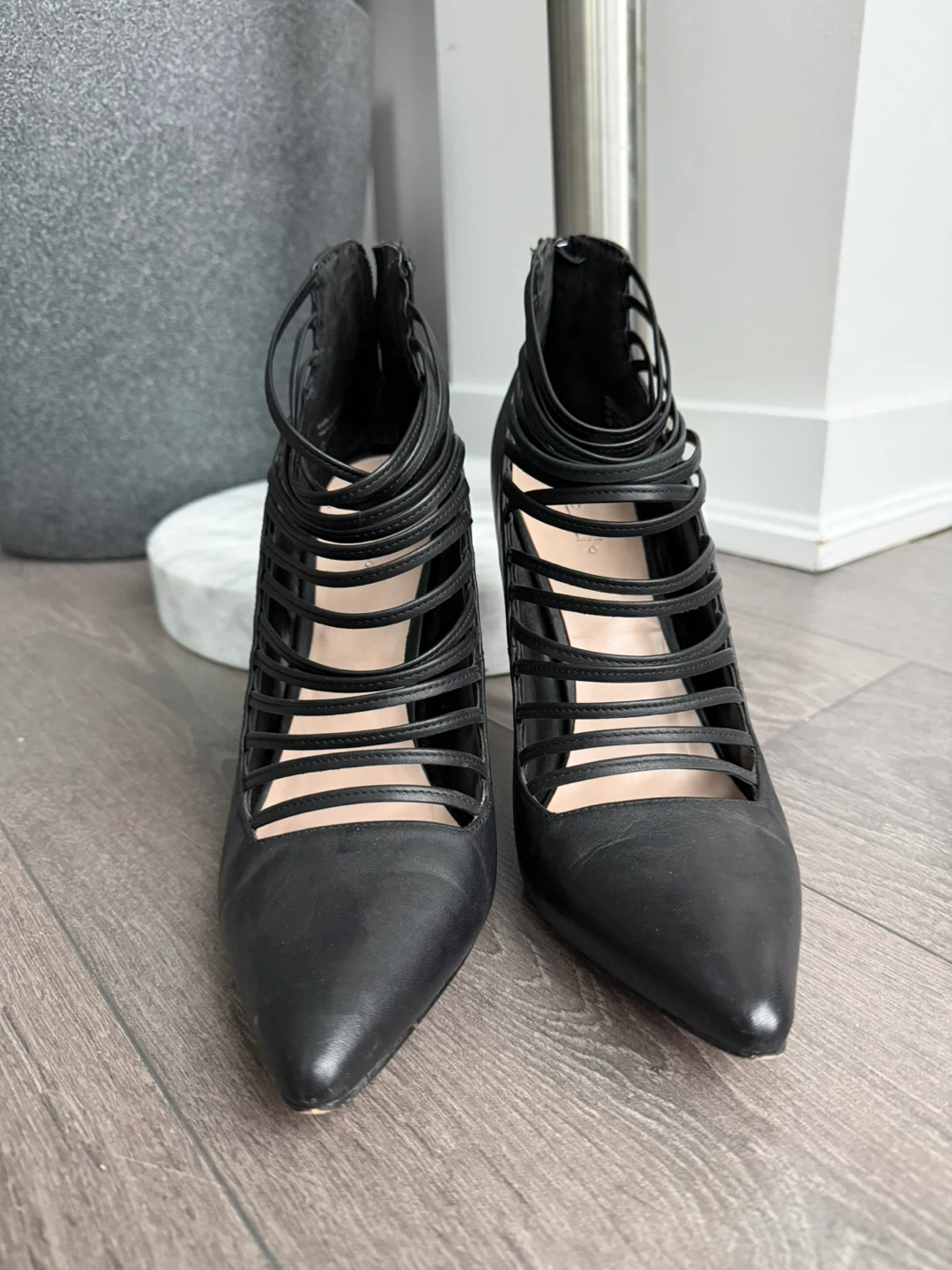 GREAT CONDITION Black Strappy Heels - photo 2