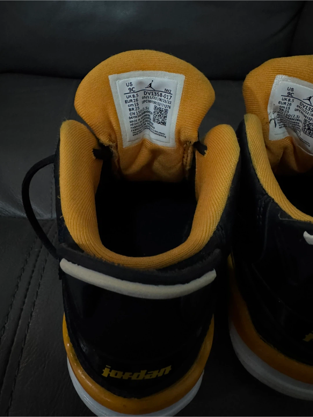 Jordan Toddler Shoes - Black Yellow Size 9C - photo 5