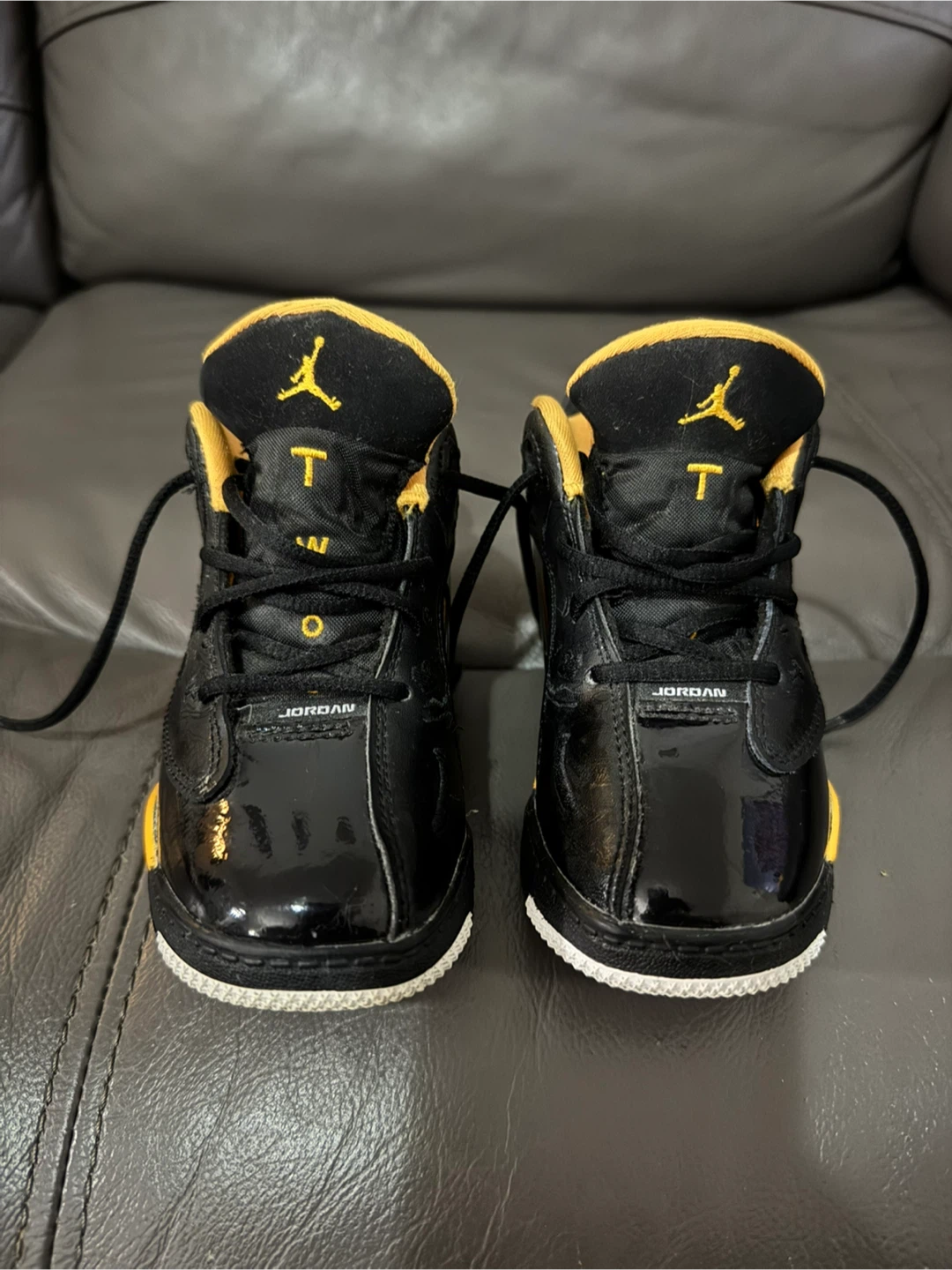 Jordan Toddler Shoes - Black Yellow Size 9C - photo 4