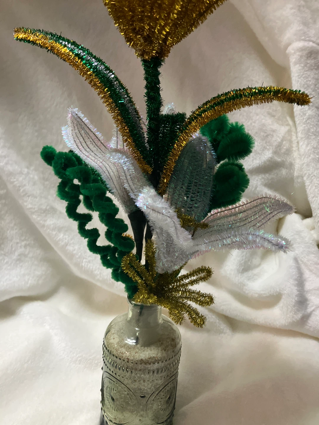Handmade Pipe Cleaner Flowers in Decorative Vase - photo 5