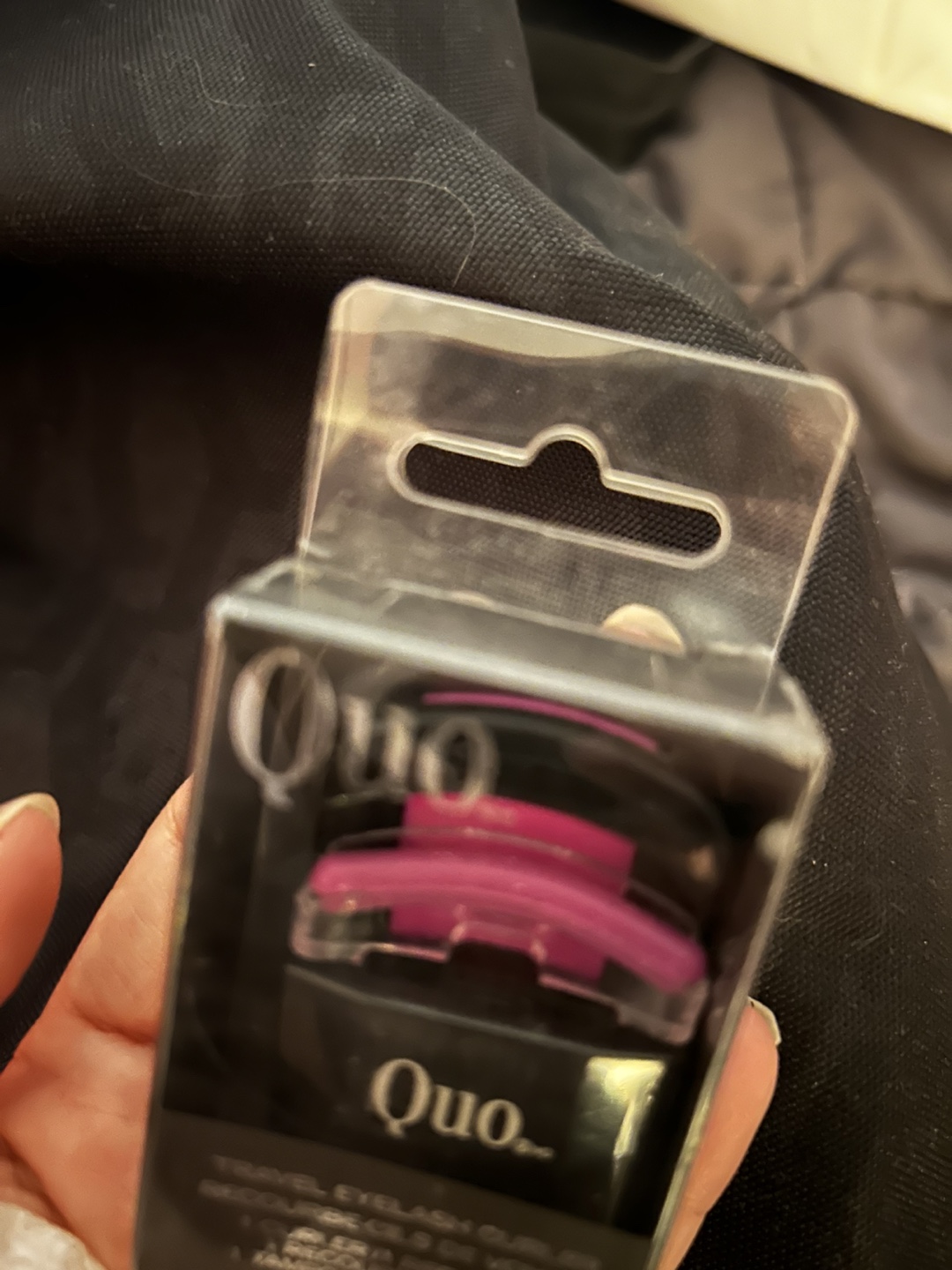 QUO Travel Eyelash Curler with Refill Pad - photo 2