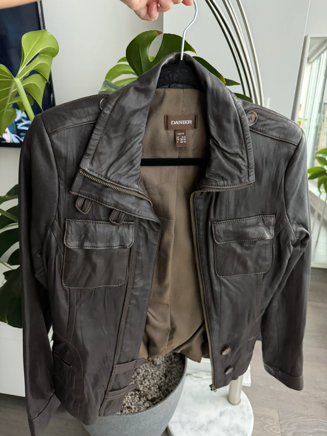 GREAT CONDITION Danier Leather Jacket