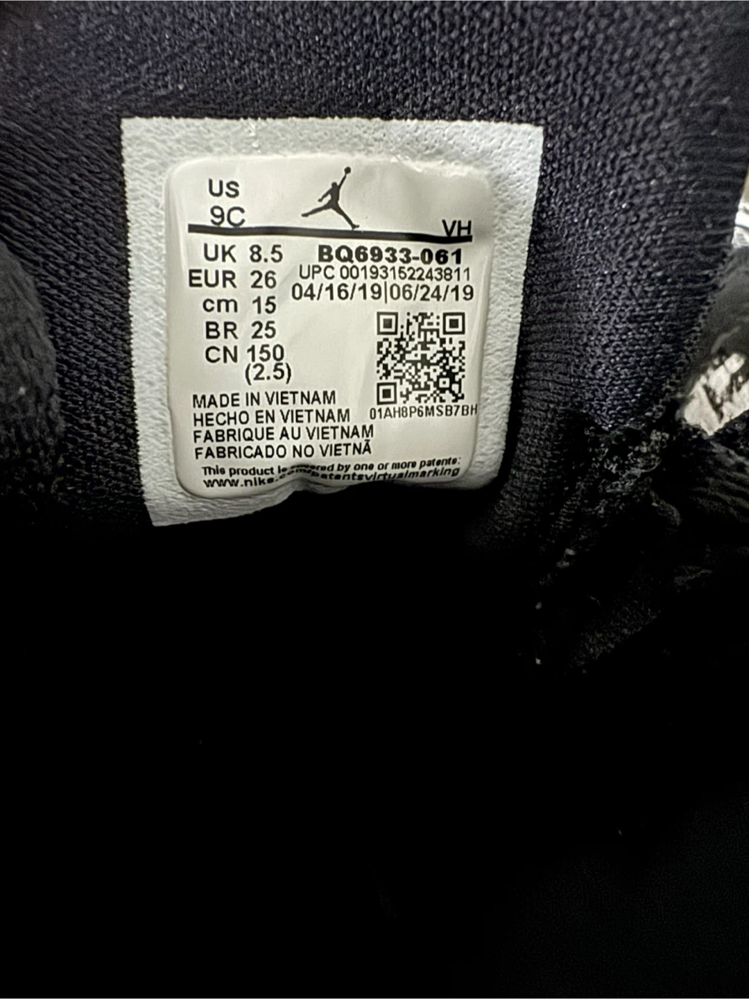 Jordan " Black White Red Toddler Shoes size 9C - photo 4