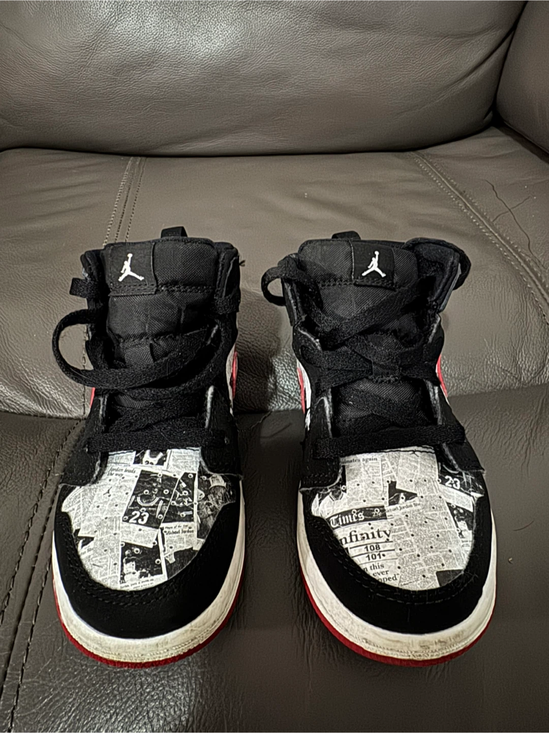 Jordan " Black White Red Toddler Shoes size 9C - photo 2