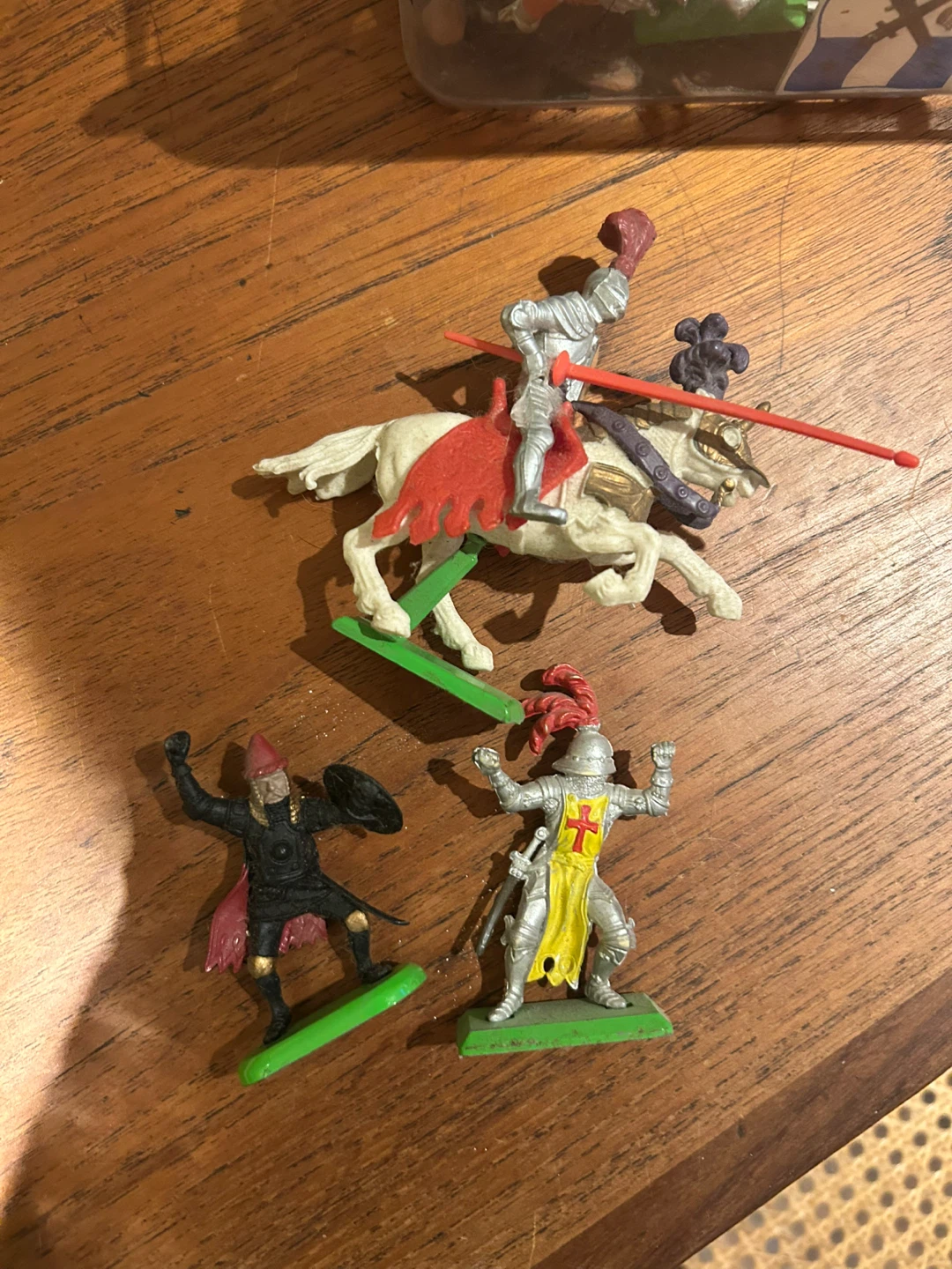 Britains Ltd 1971 Knights Toy Figures - photo 2