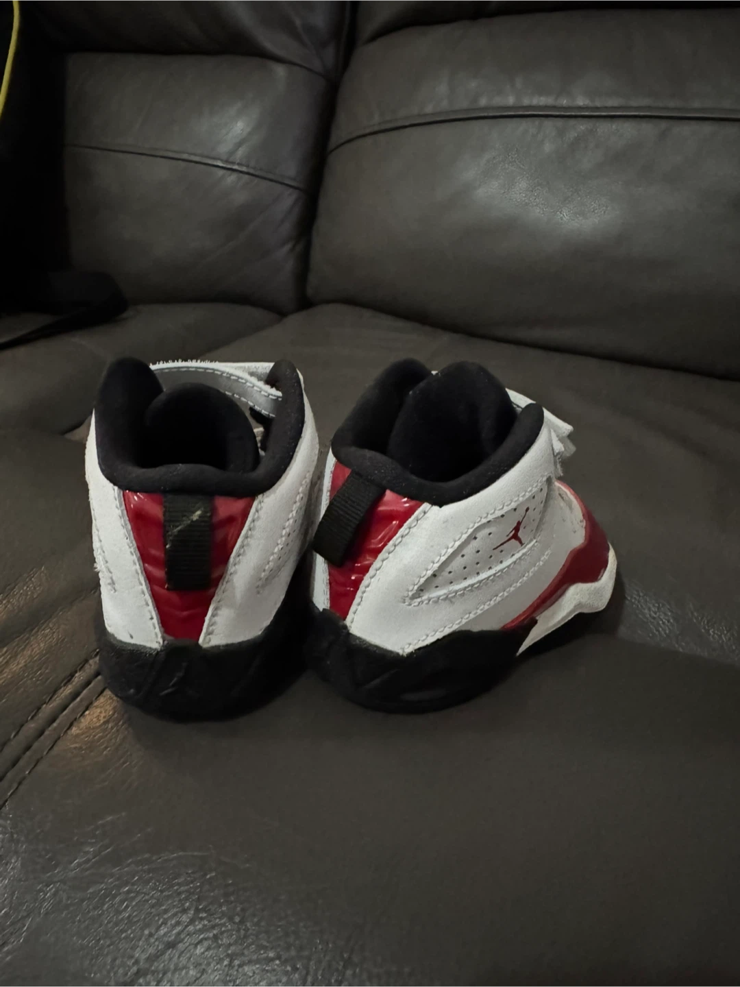 Jordan Toddler Shoes White/Red Size 4C - photo 3