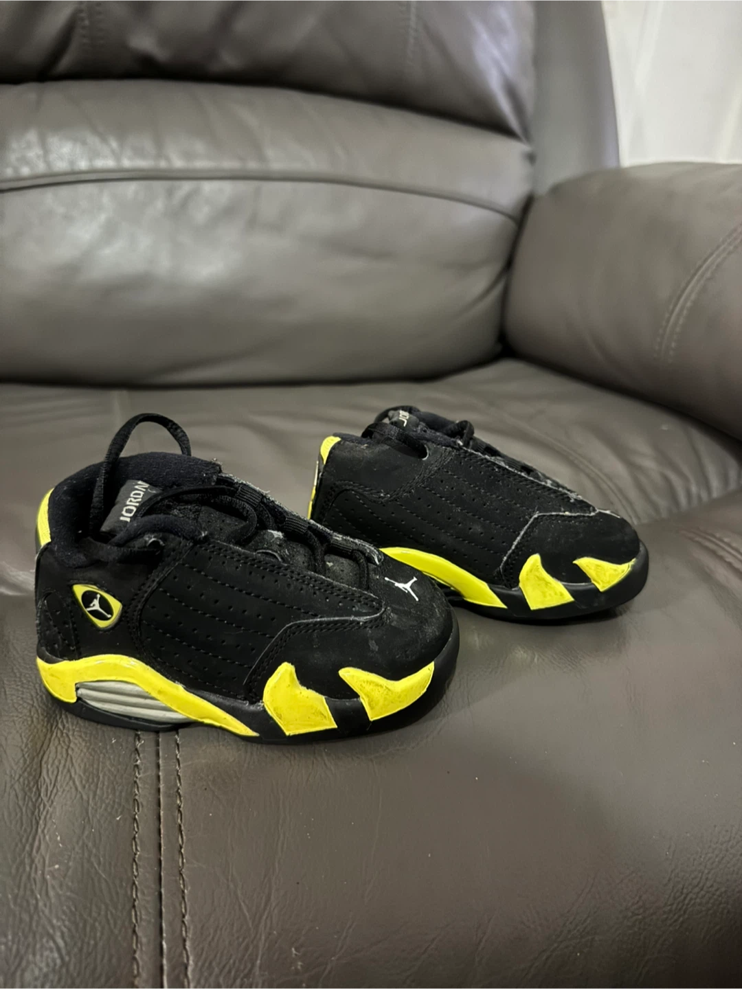 Jordan Shoes Toddler Size 5C Black Yellow