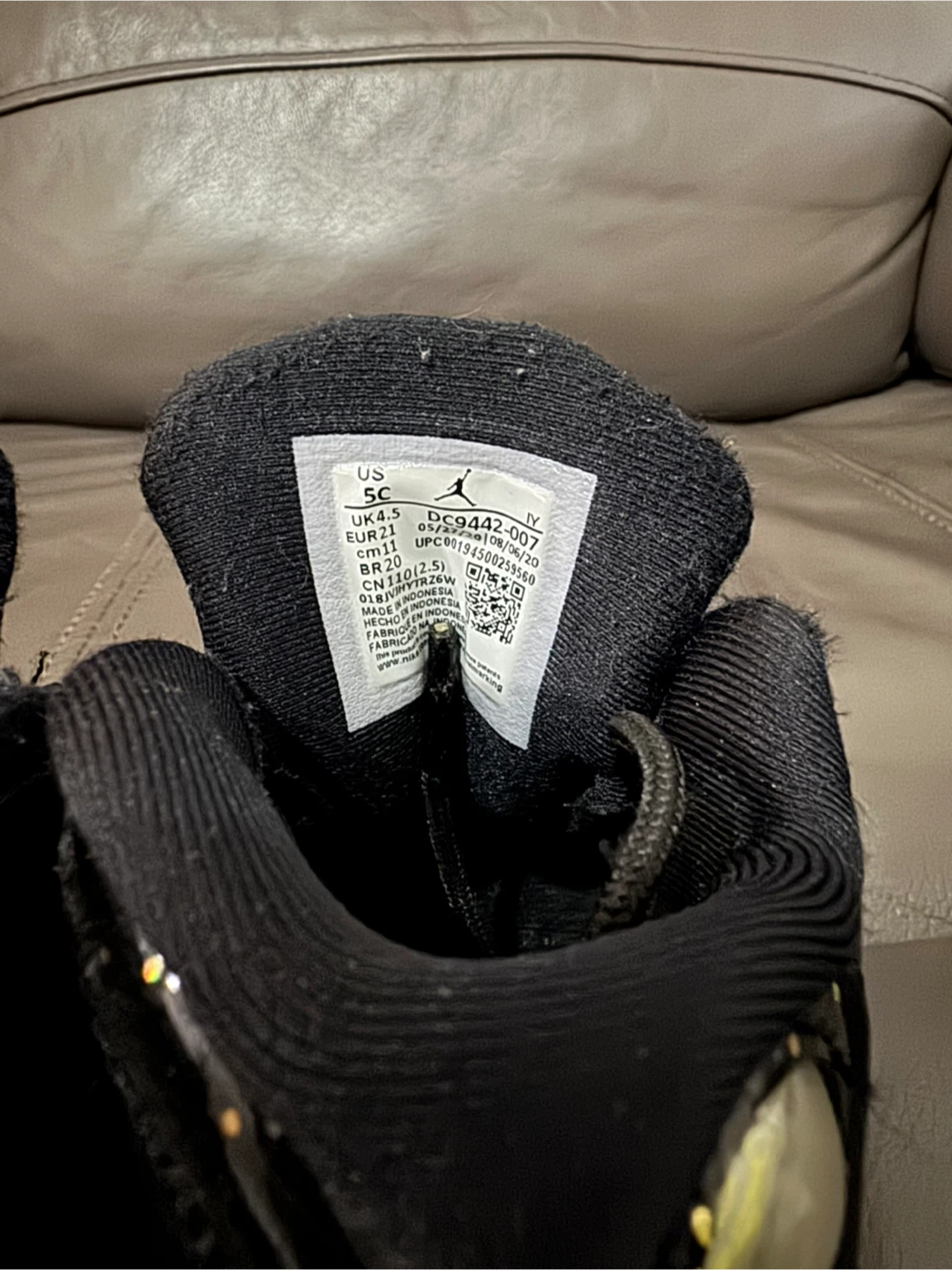 Jordan Toddler Shoes Black Glitter size 5C - photo 4