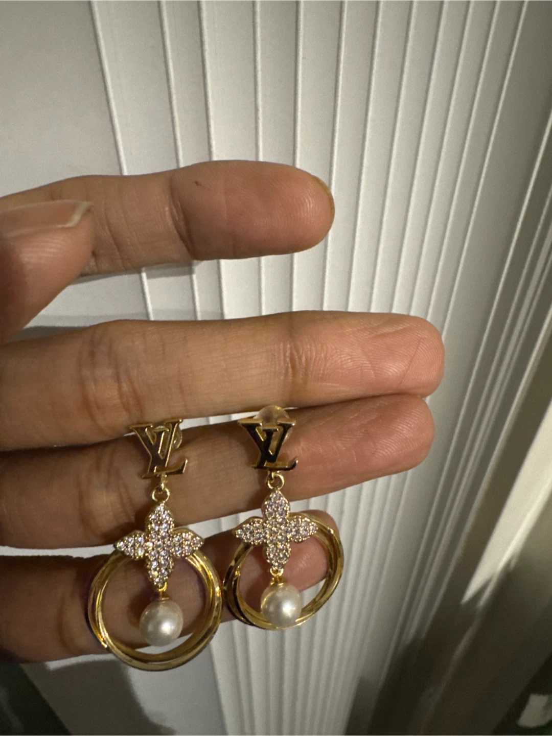 Louis Vuitton Inspired Earrings with Pearls - photo 2