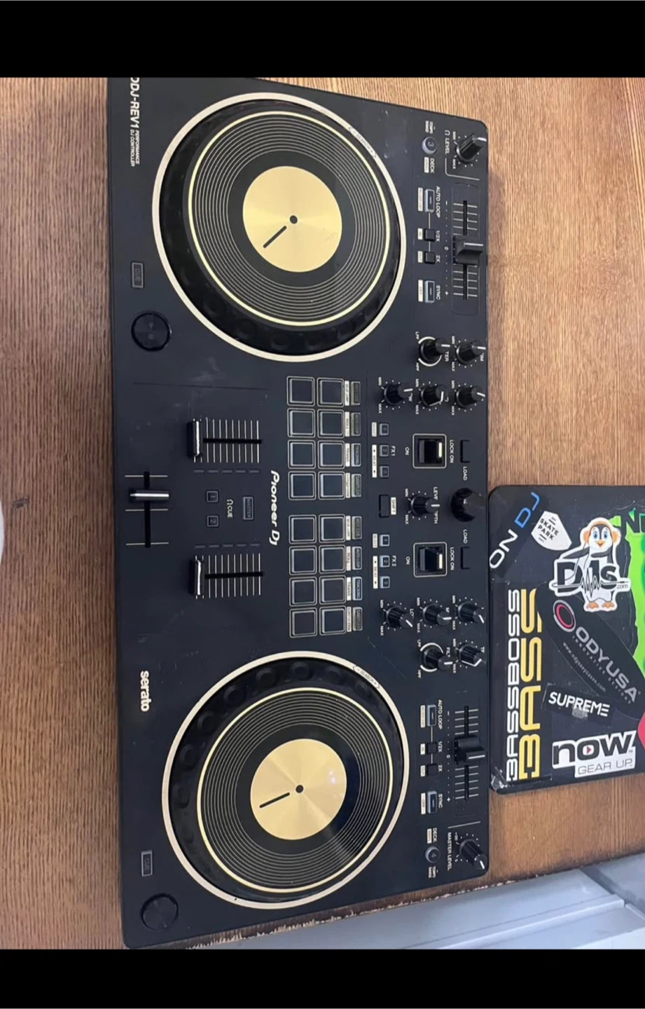 Pioneer DJ DDJ-REV1 DJ Controller