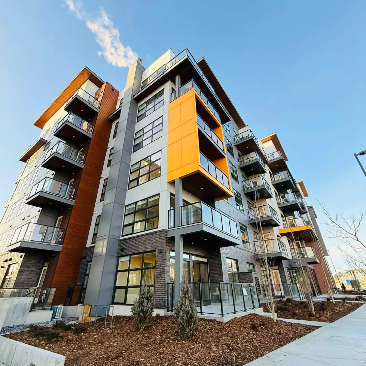 1 bed+den 1 bath apartment | Curries Barracks SW Calgary