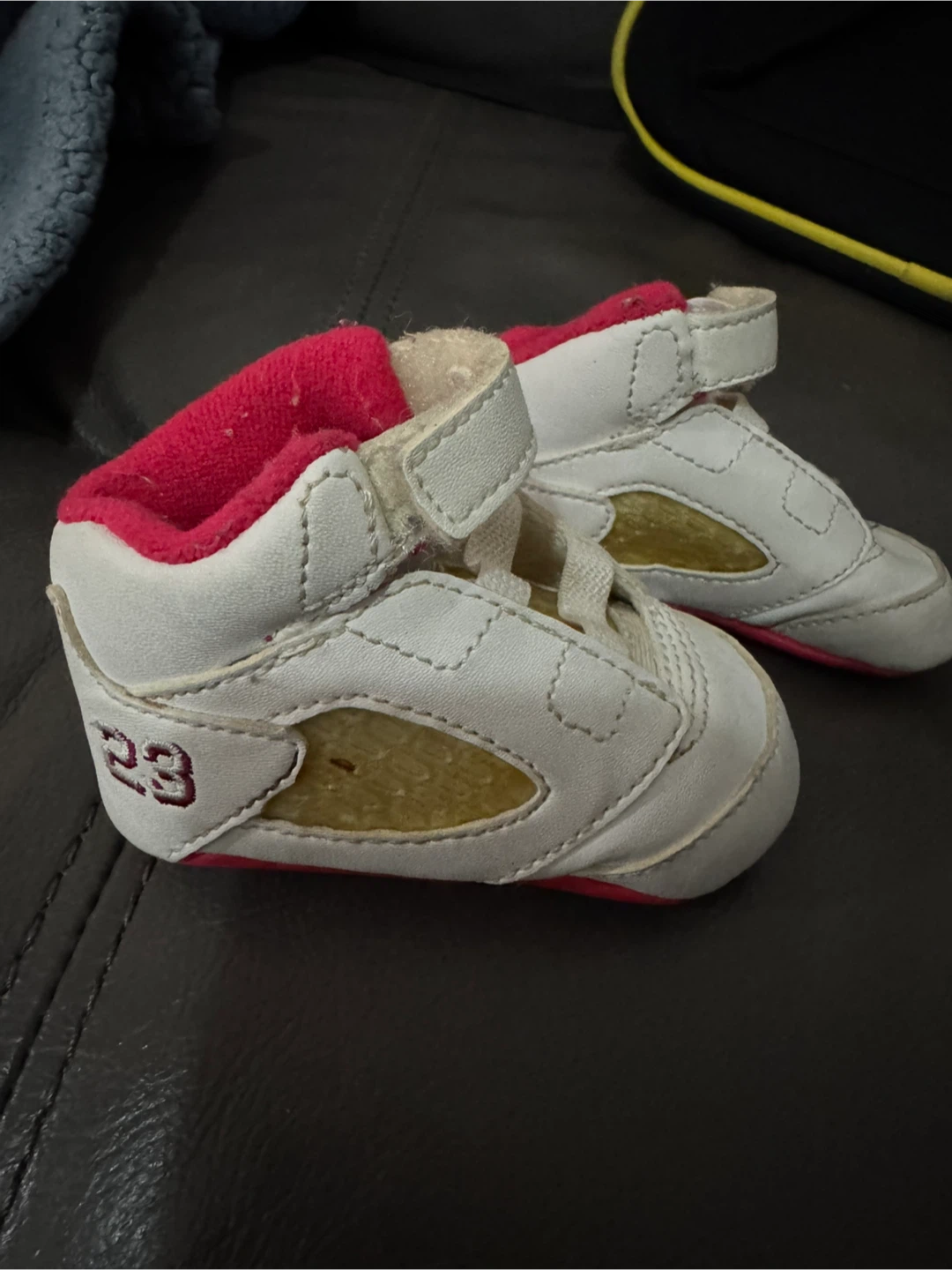 Jordan Baby Crib Shoes White Red 23 size 1C - photo 2