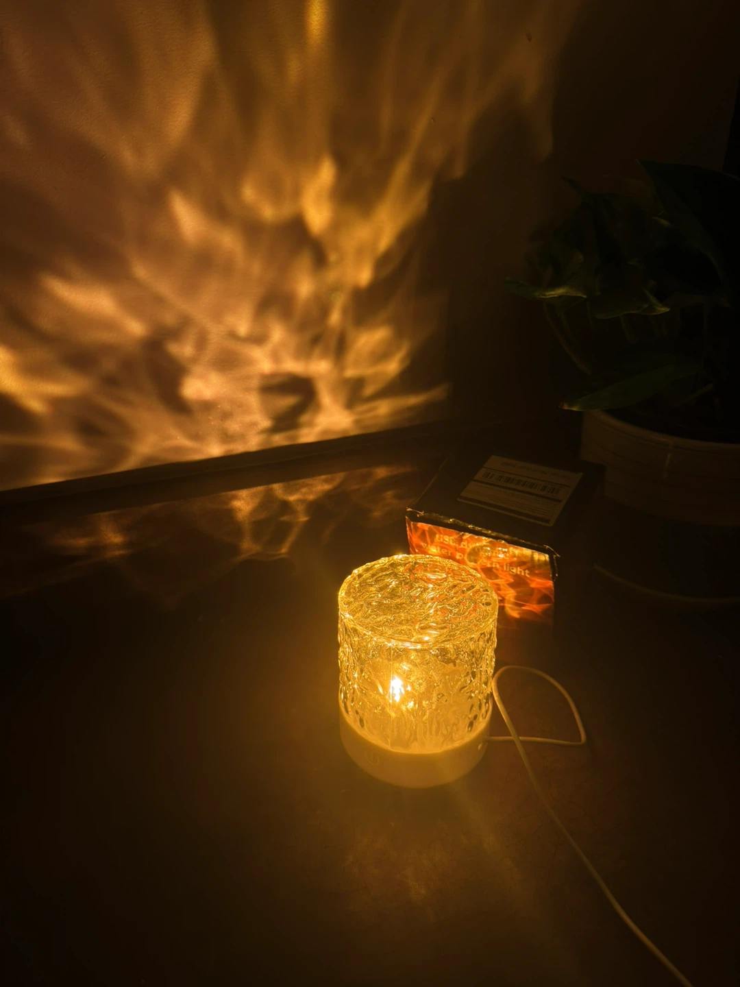 Crystal Effect Projection Lamp - photo 2