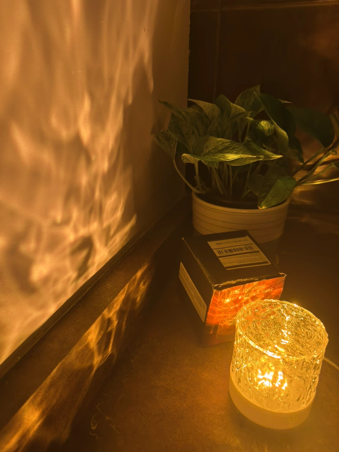Crystal Effect Projection Lamp - photo 4