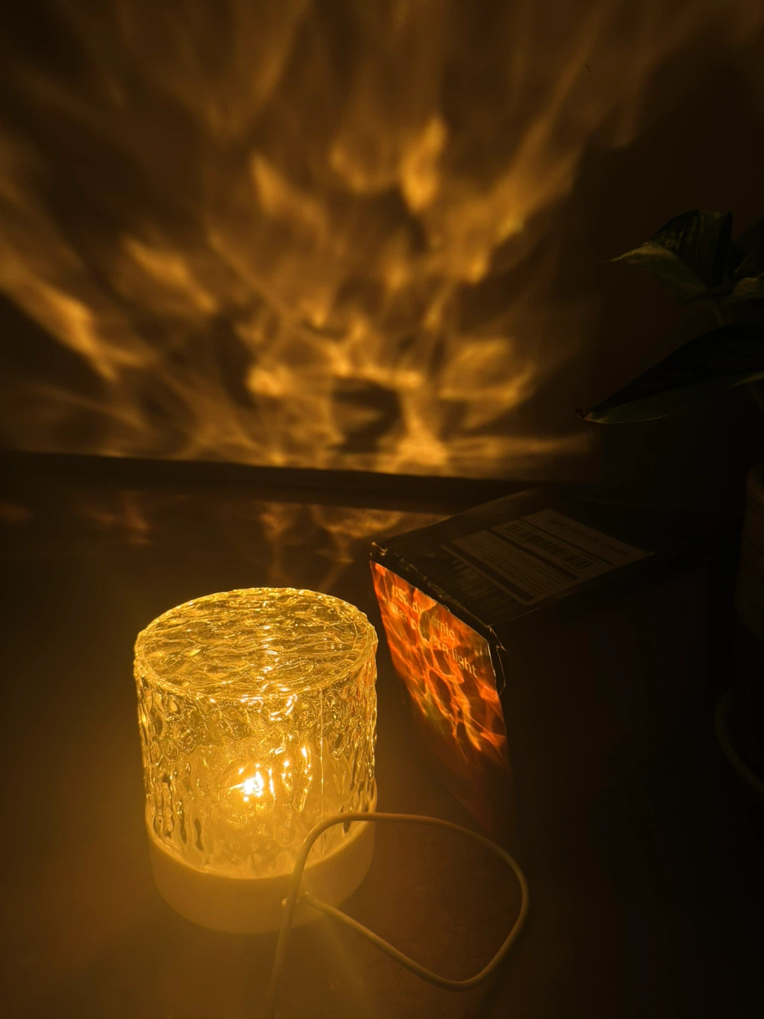 Crystal Effect Projection Lamp - photo 3