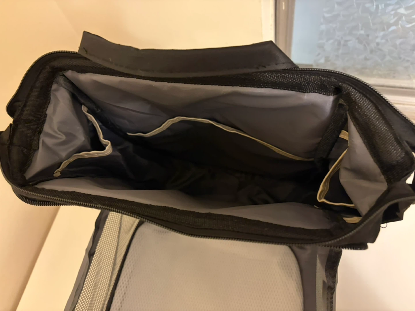Portable Baby Crib and Diaper Bag Combo - photo 4