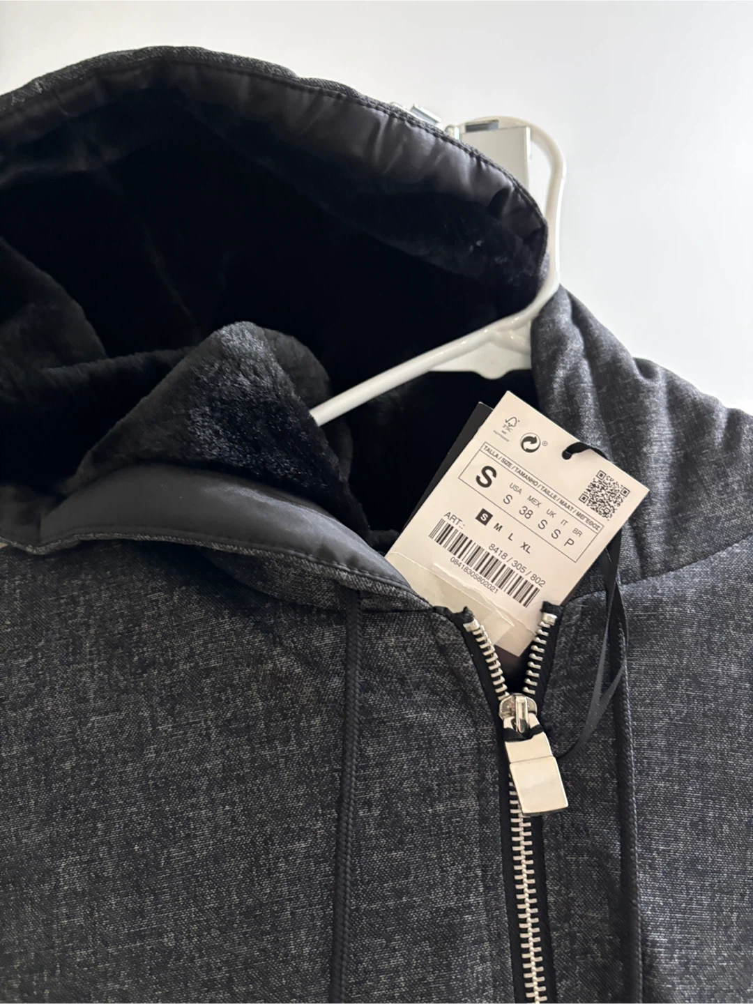 Zara Faux Fur Lined Hoodie Jacket - photo 2