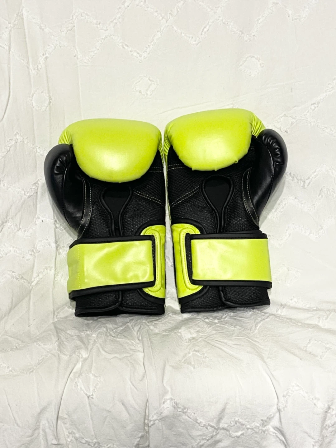 Brand New Everlast Powerlock Training Gloves - 14 oz - photo 2