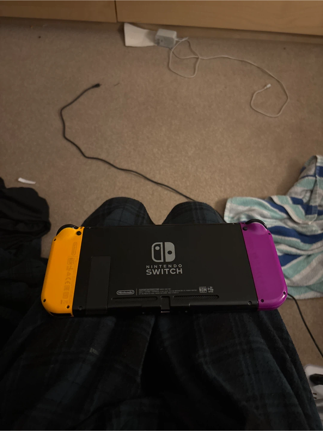 Nintendo Switch Console - Purple & Yellow Joy-Cons - photo 2