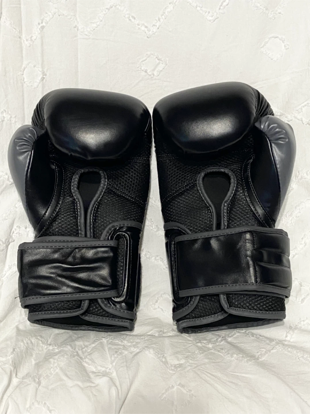 Brand New Everlast PowerLock Training Gloves 16 oz Black - photo 2