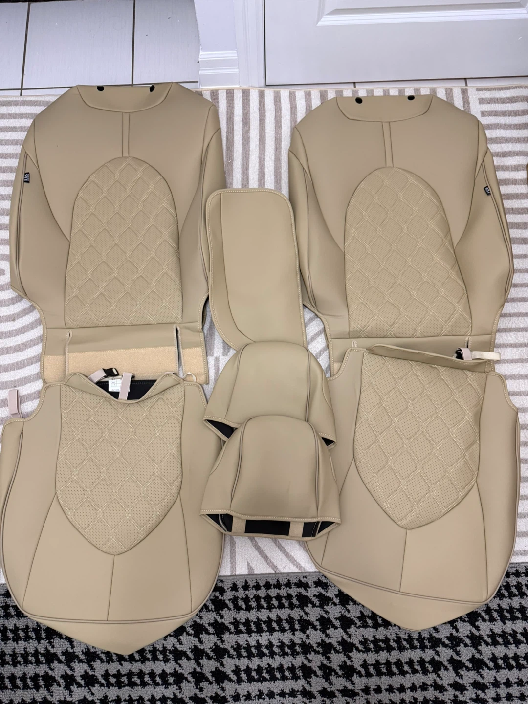 FEINEPRO Toyota Camry Seat Covers 2018–2024 — Beige — NEW - photo 2