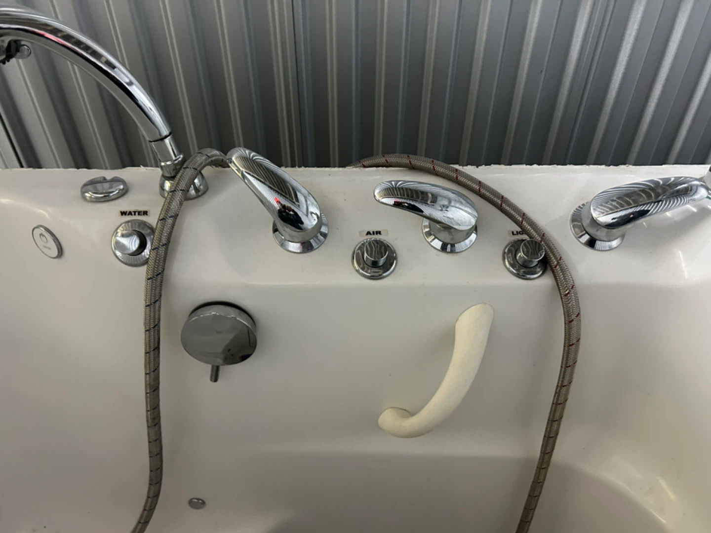 Walk-in Bathtub with Jets - photo 4