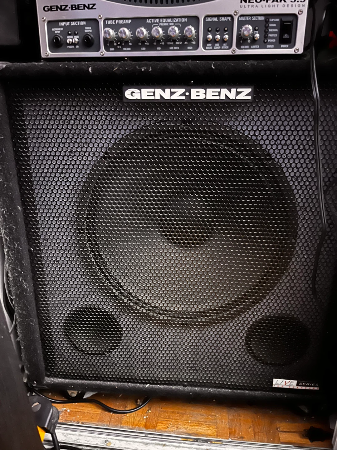 Genz-Benz NEO-PAK 3.5 Ultra Light Bass Amplifier Head