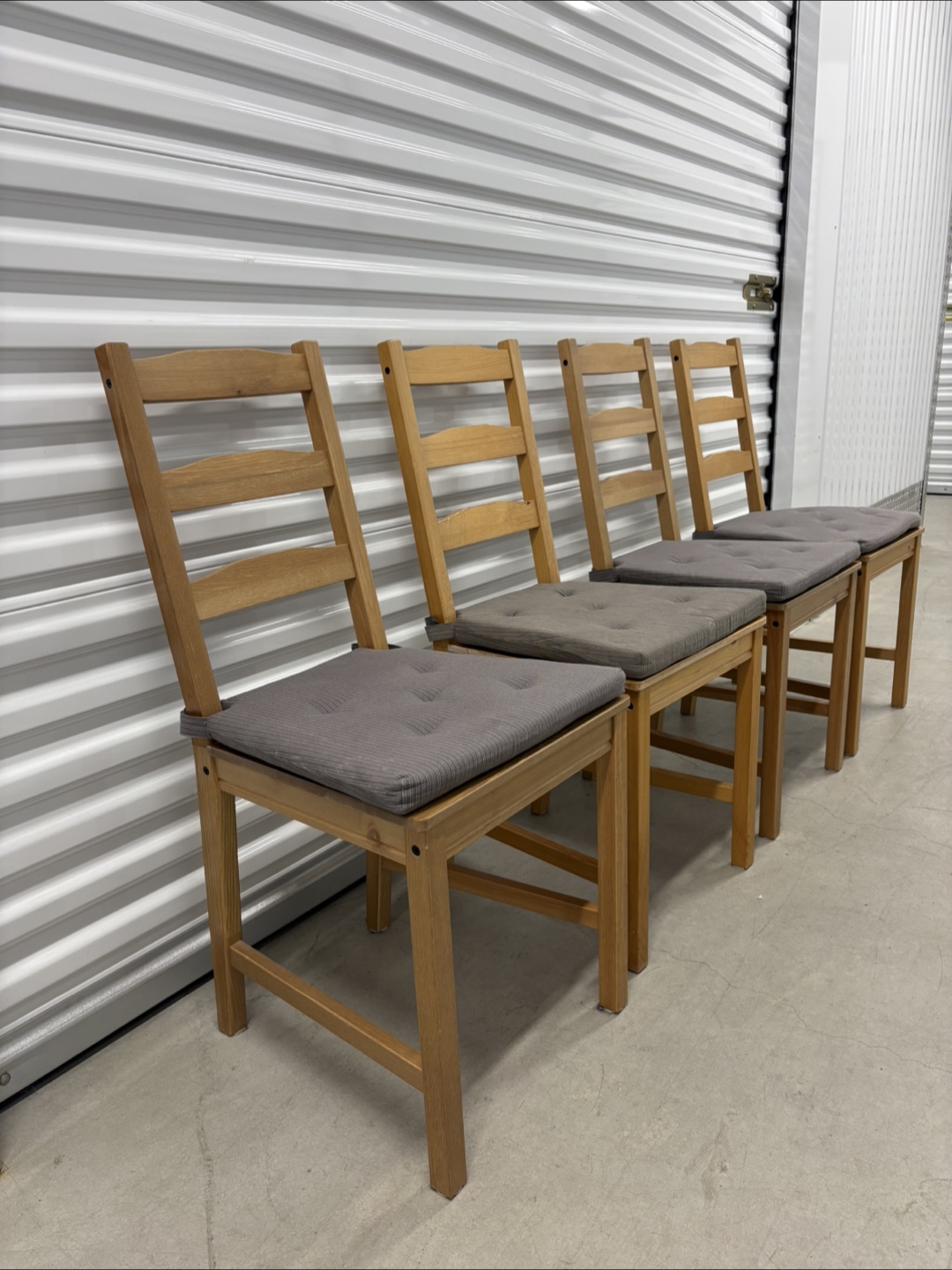 Can deliver—4 Ikea chairs with cushions.