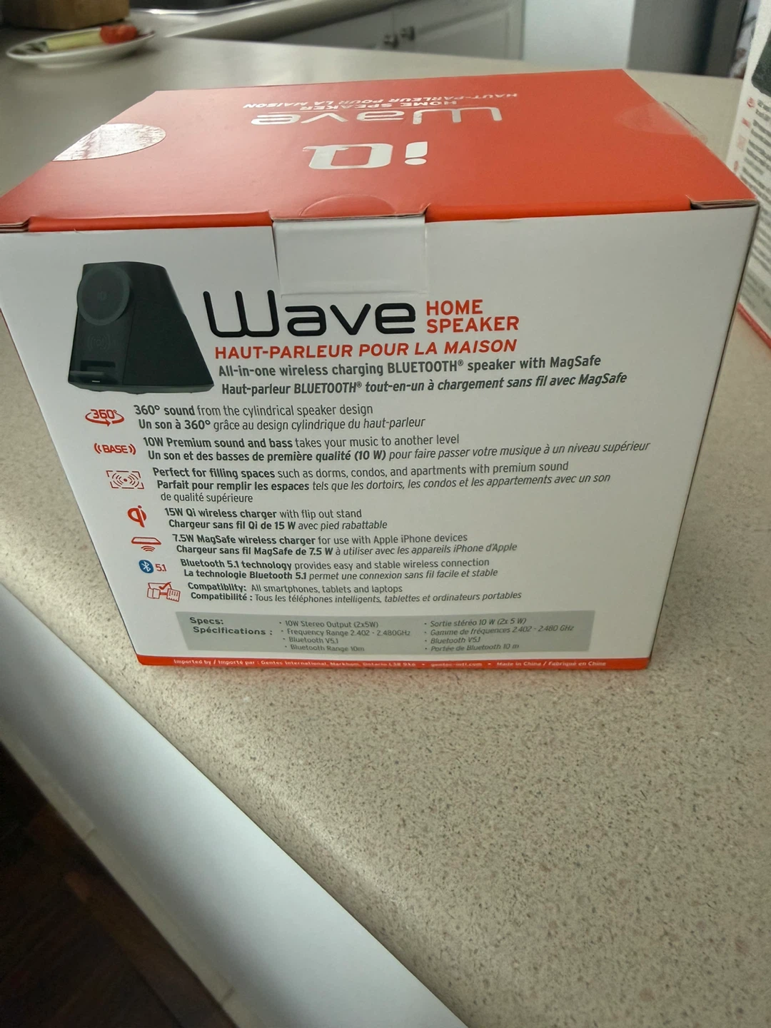 iQ Wave Home Speaker with MagSafe Charger