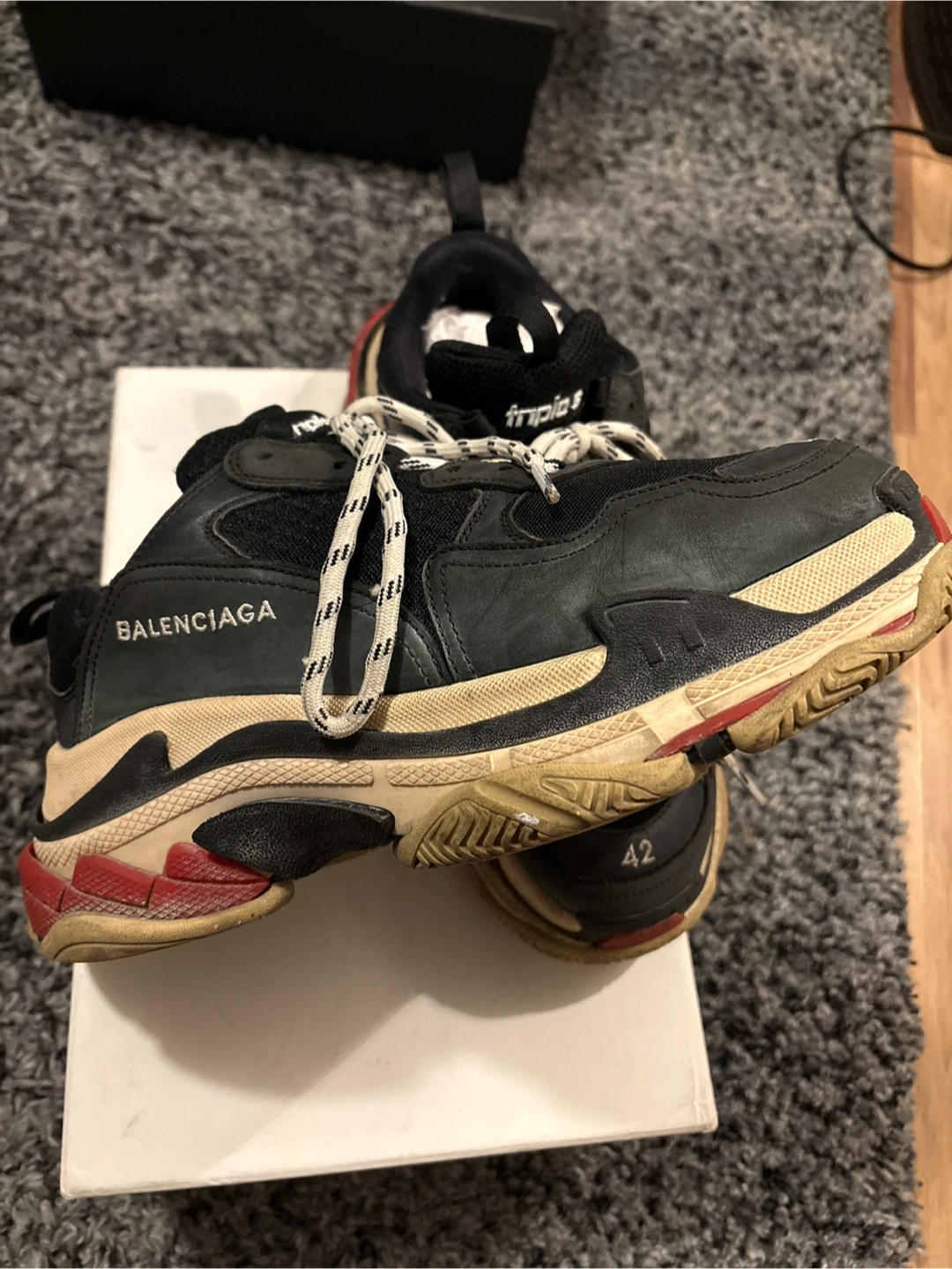Balenciaga Triple S Size 42 - photo 3