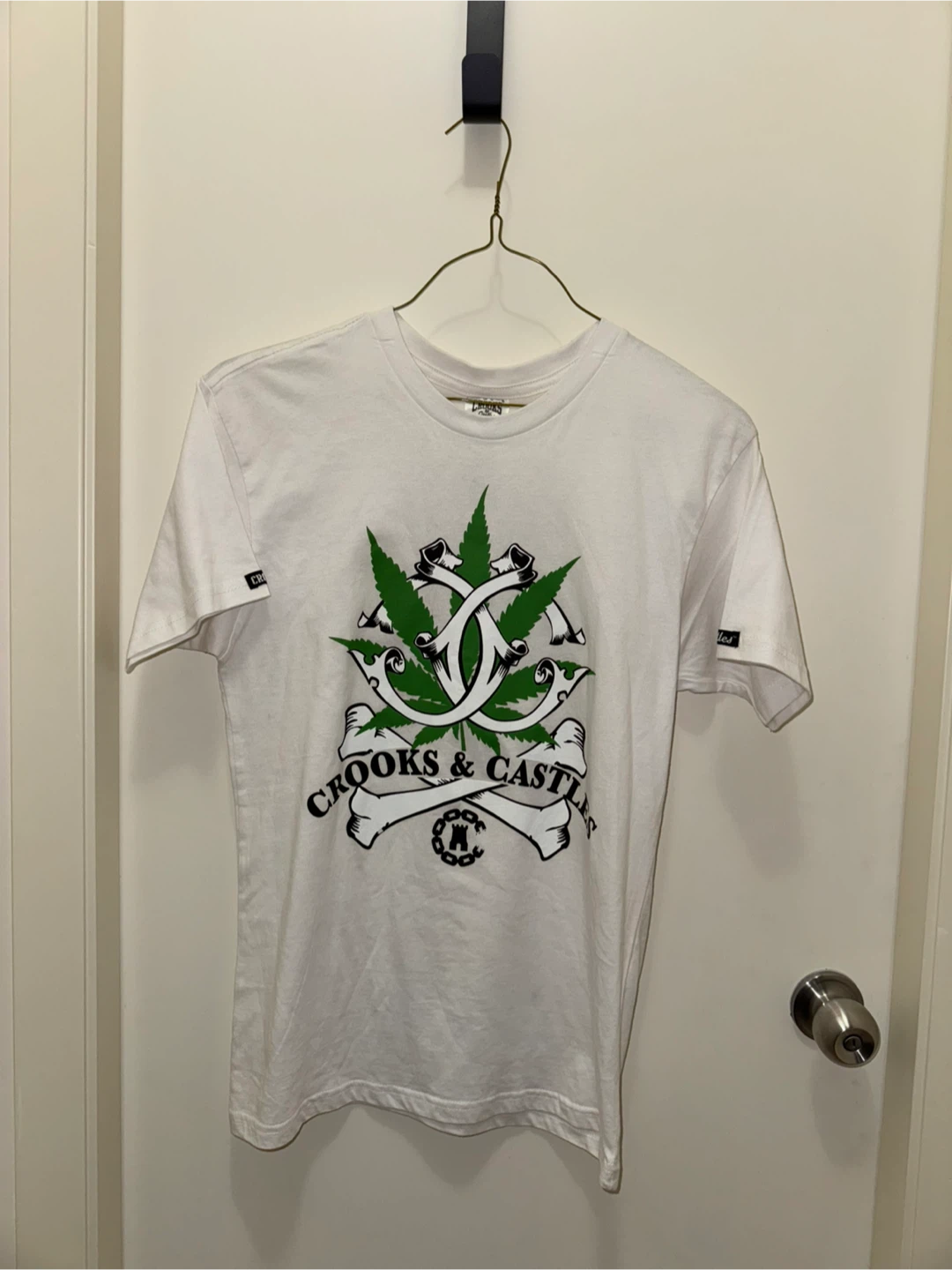 Crooks & Castles White Graphic T-Shirt - Size S