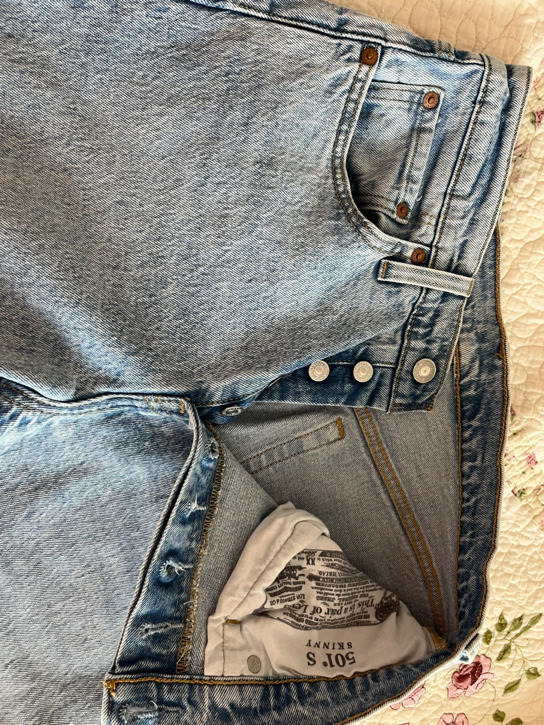 Levi's 501 Skinny Jeans Light Wash  Size 28/32 - photo 5