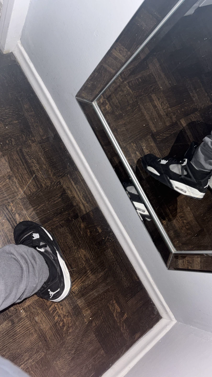 Air Jordan 4 Retro "Black Cat" Size 11.5 - photo 3