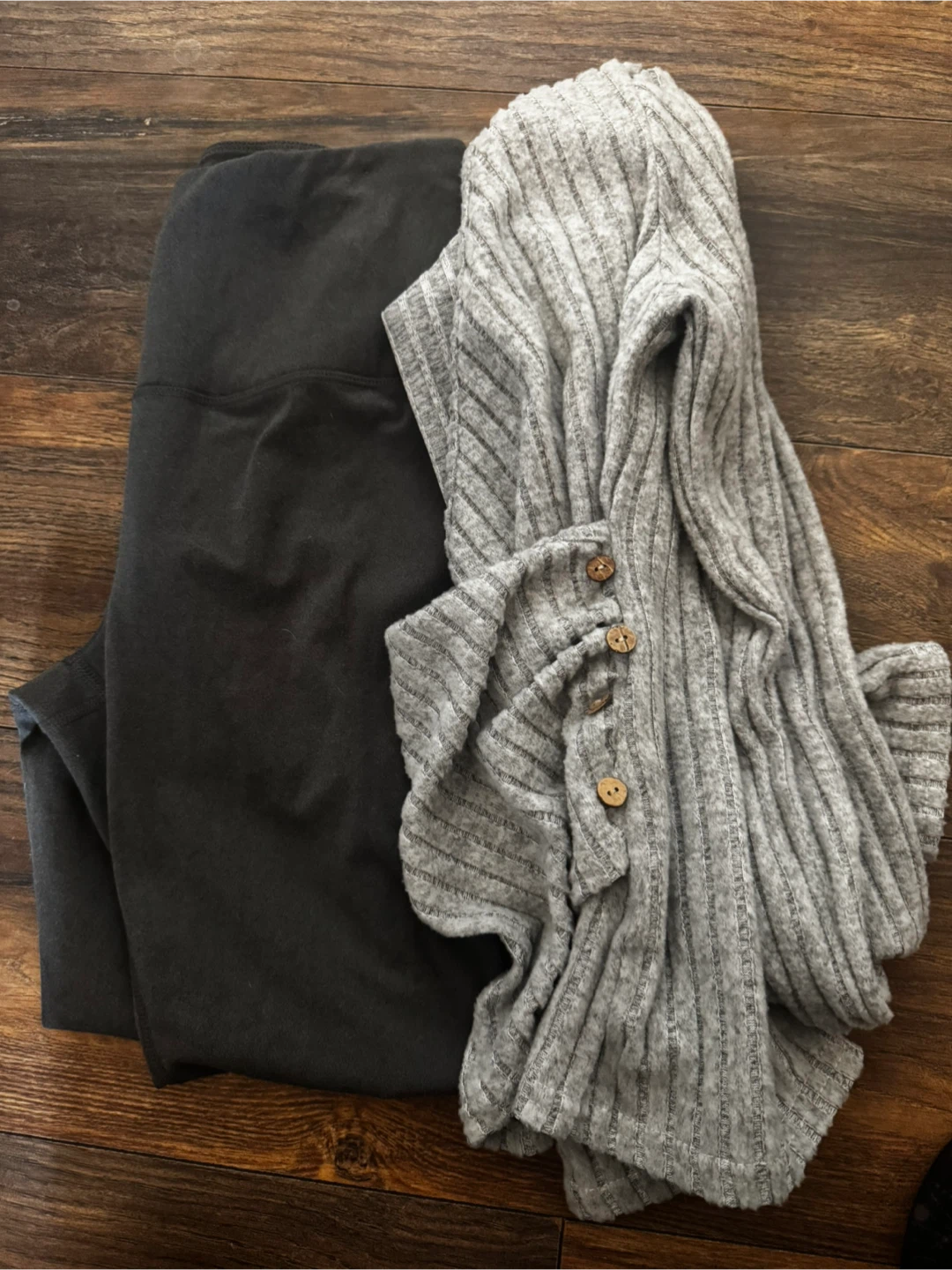 Bundle of Women's Clothing - photo 2
