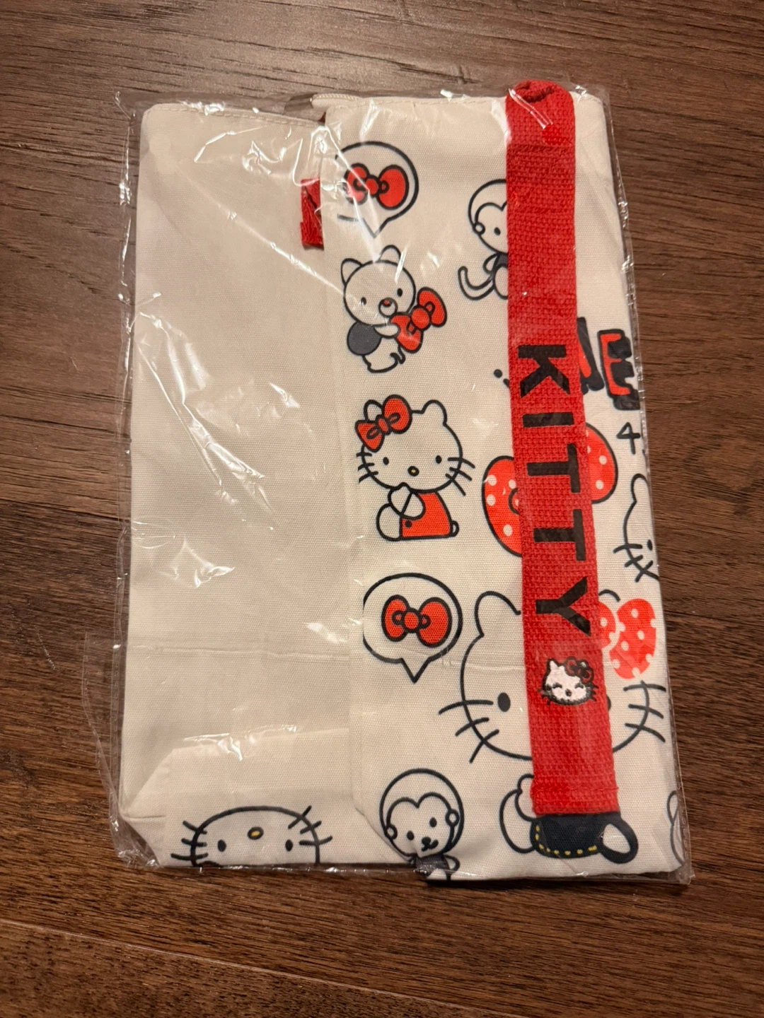Hello Kitty 55th Anniversary Tote Bag - photo 4