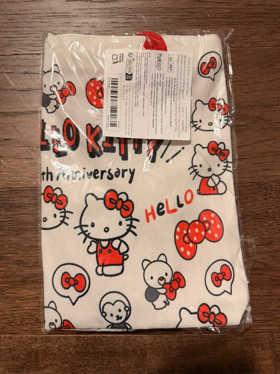 Hello Kitty 55th Anniversary Tote Bag - photo 3